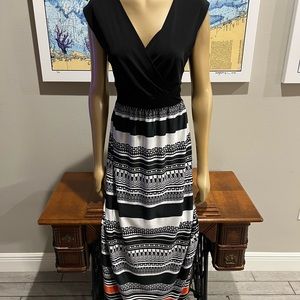 AB studio Maxi Dress - Large